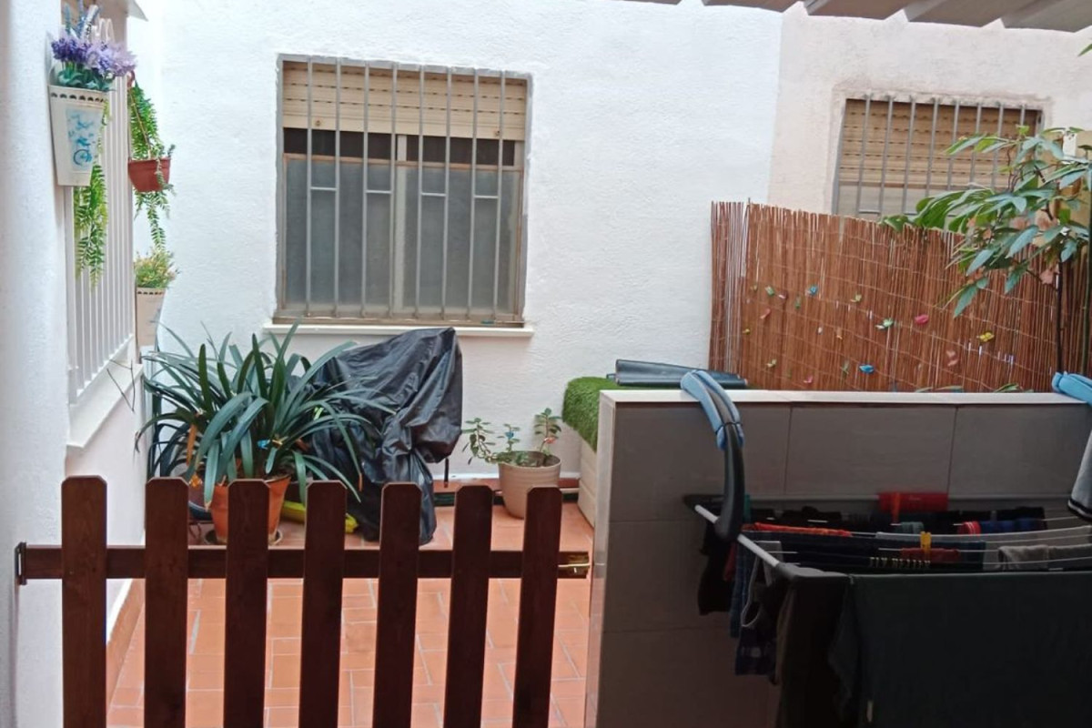 Venta de piso en Av. Valencia, Castellón de la Plana / Castello de la Plana
photo 1
