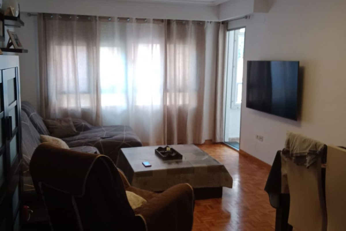 Venta de piso en Av. Valencia, Castellón de la Plana / Castello de la Plana
photo 2