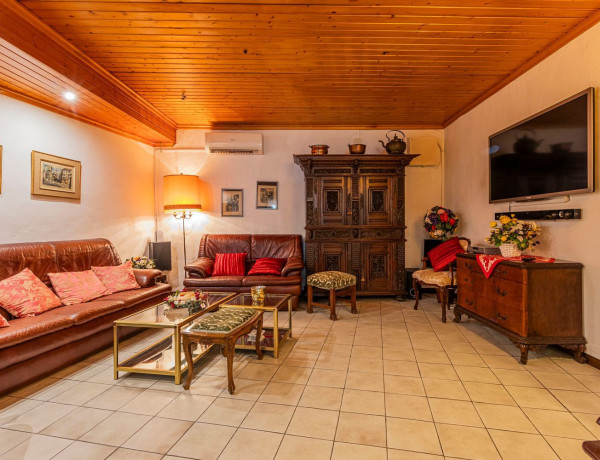 Chalet adosado en venta en , Castellví de la Marca photo 4