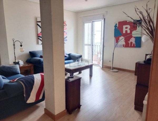Piso en venta en Puerto Chico , Santander photo 1