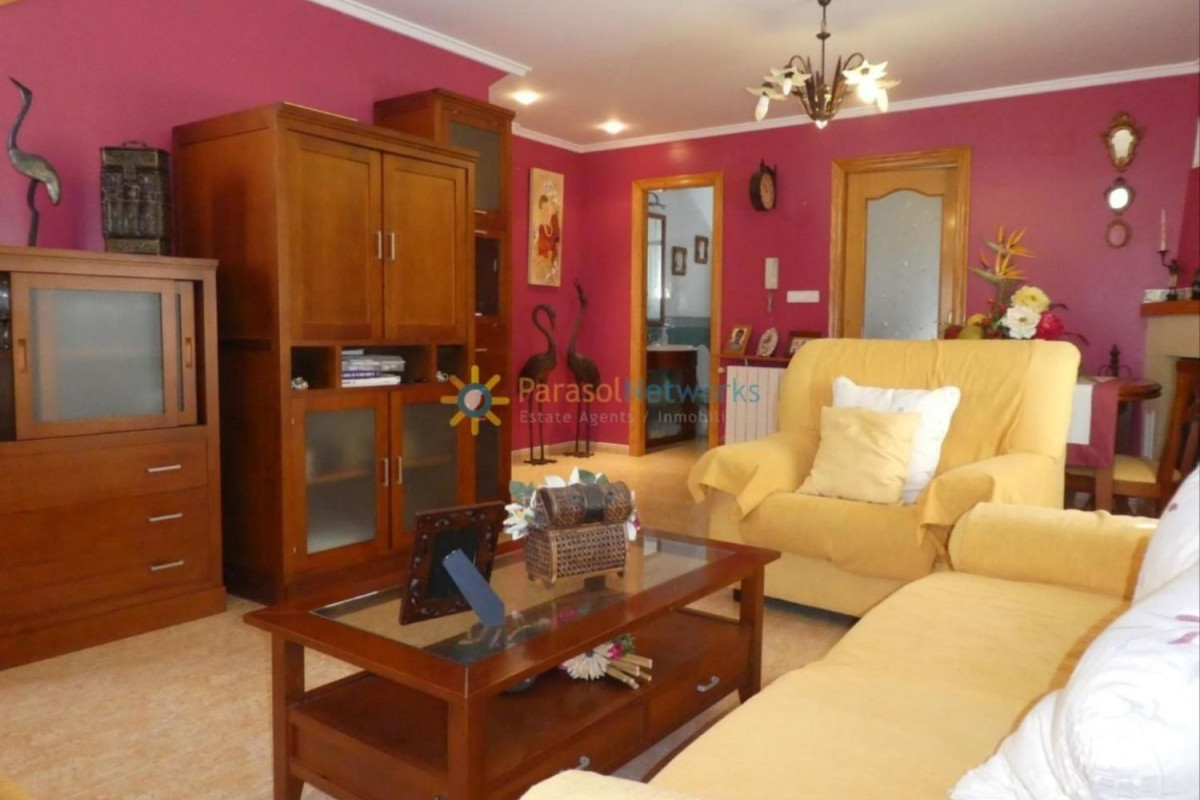 Sale of independent chalet in Oliva Beach, Olive
 photo 3
