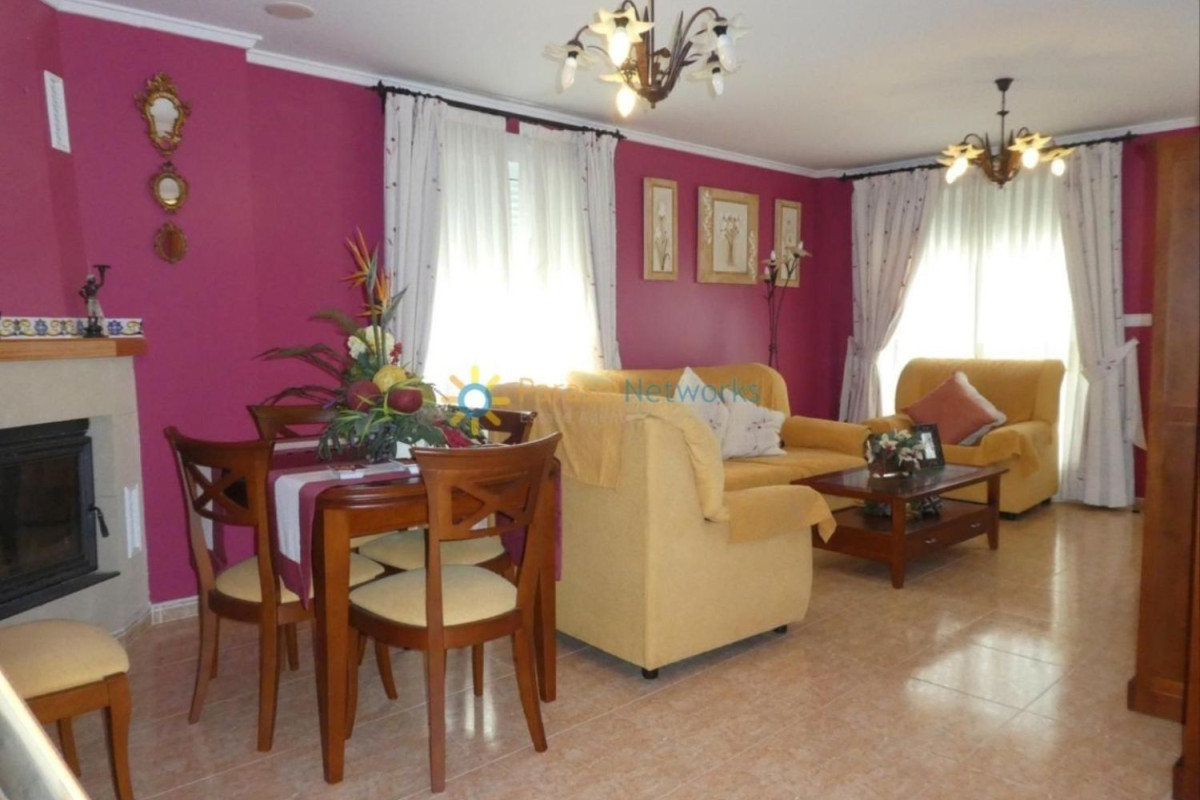 Sale of independent chalet in Oliva Beach, Olive
 photo 4