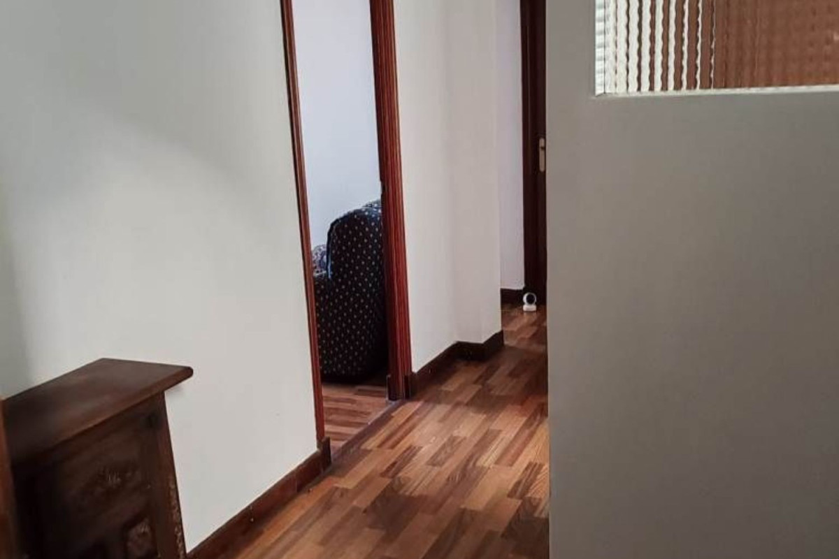 Sale of apartment in Zona Mª Cristina, Santander
photo 3