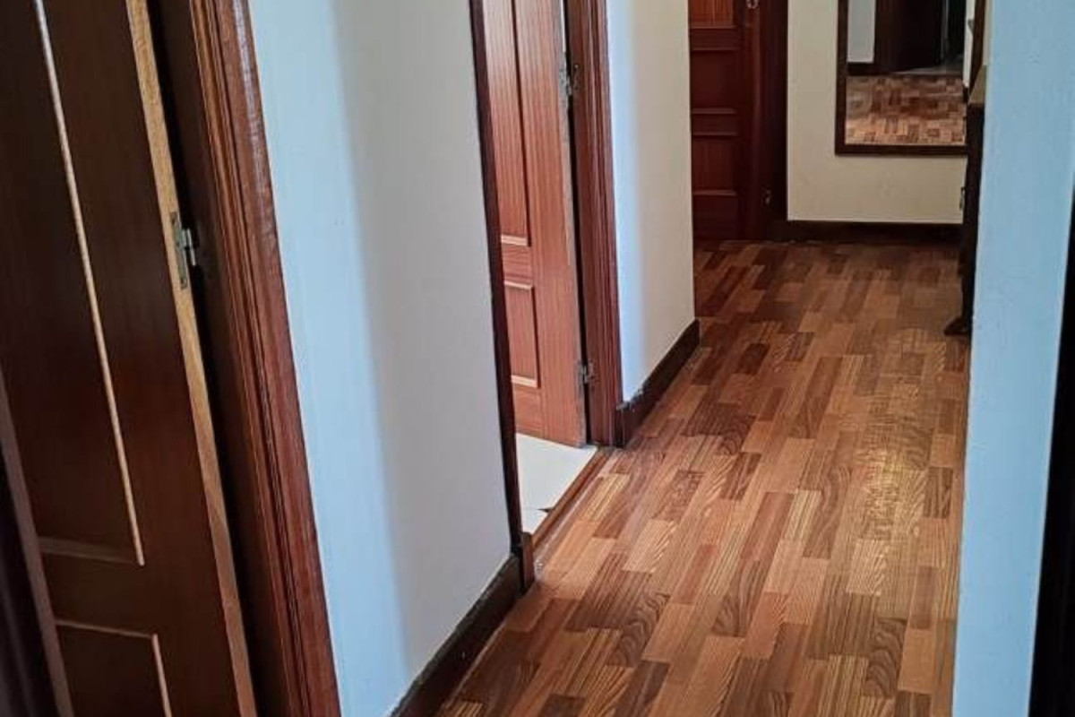 Sale of apartment in Zona Mª Cristina, Santander
photo 5