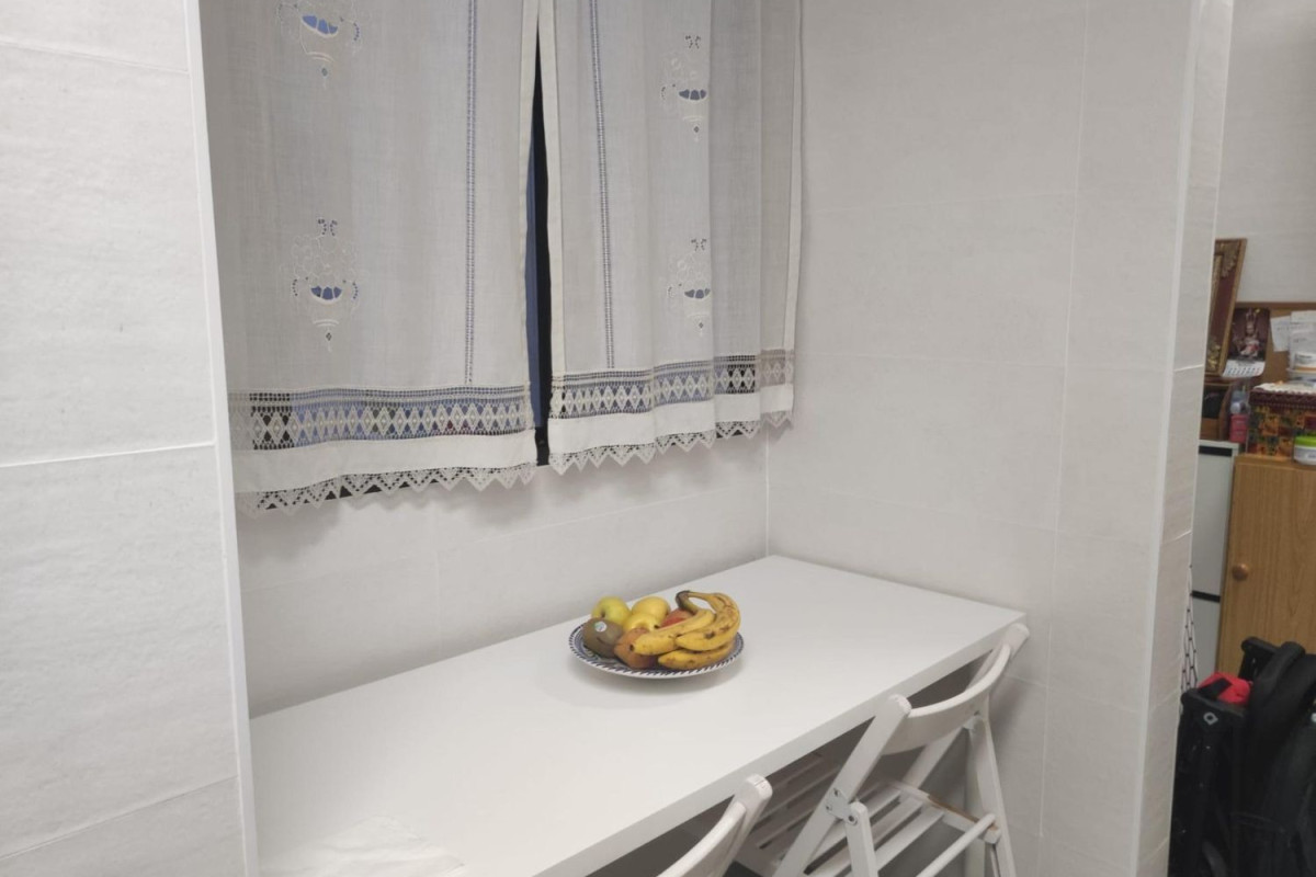 Sale of apartment in Center, Algeciras
 photo 5