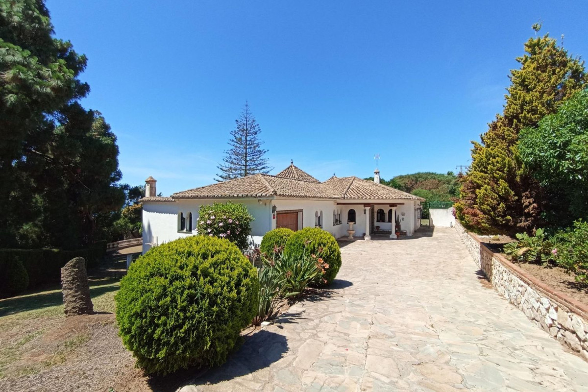 Venta de chalet independiente en Calle Vistamar, Mijas
 photo 2