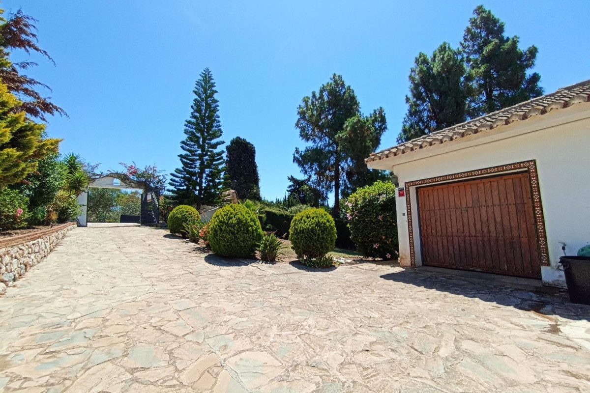 Venta de chalet independiente en Calle Vistamar, Mijas
 photo 3