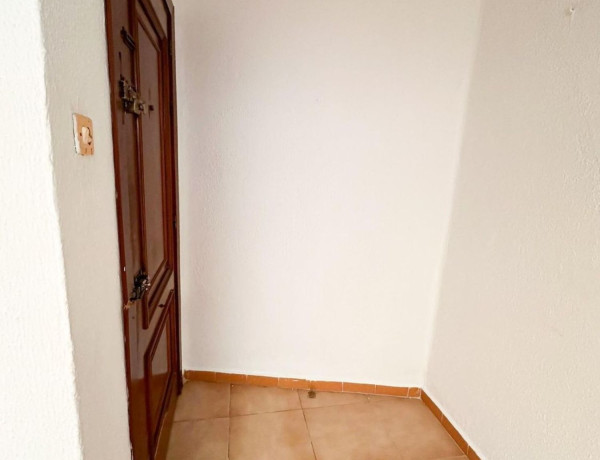 Apartment for sale in  Centro , Algeciras photo 4
