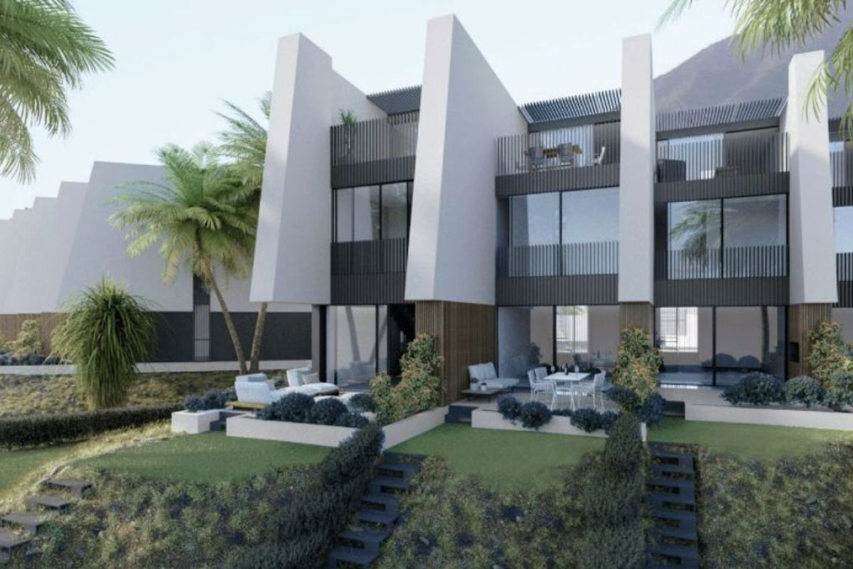Venta de chalet adosado en  TORREBLANCA , Fuengirola photo 2