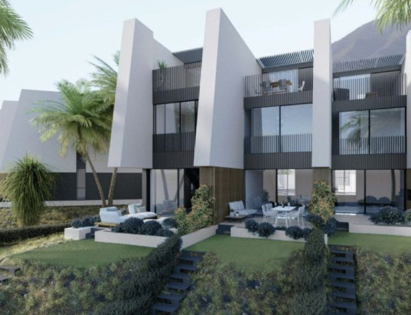 Chalet adosado en venta en  TORREBLANCA , Fuengirola photo 2