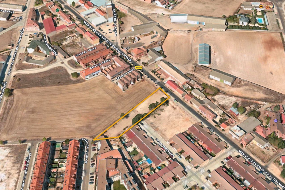 Terreno en venta en Villanubla, Valladolid photo 3