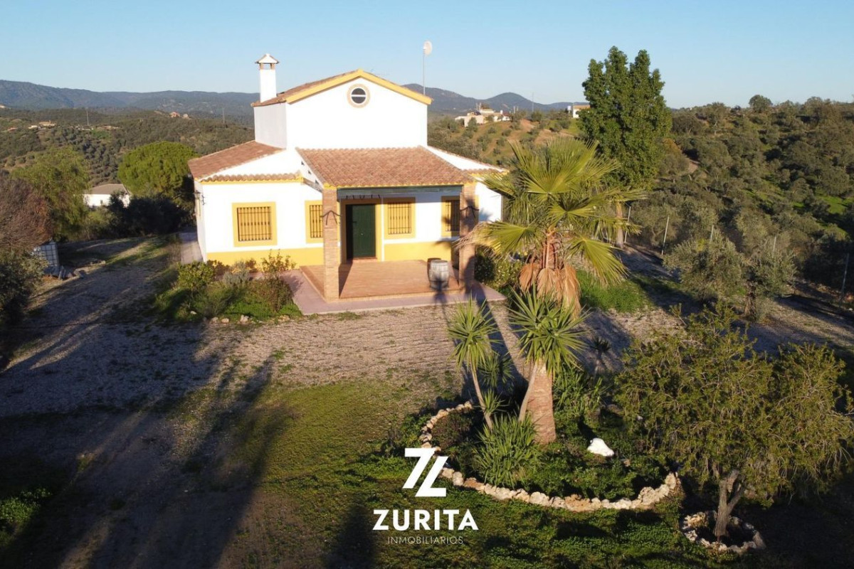 Venta de finca rústica en , Montoro photo 4