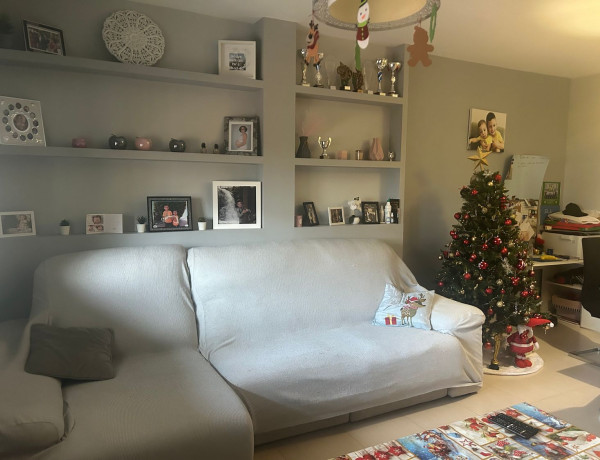 Semi-detached house for sale in , Rioja photo 1