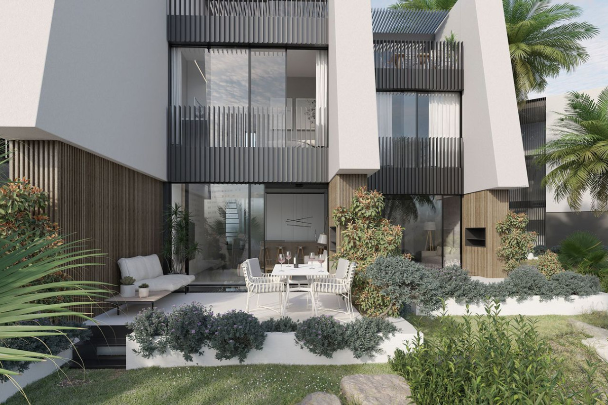 Venta de chalet adosado en  TORREBLANCA , Fuengirola photo 2