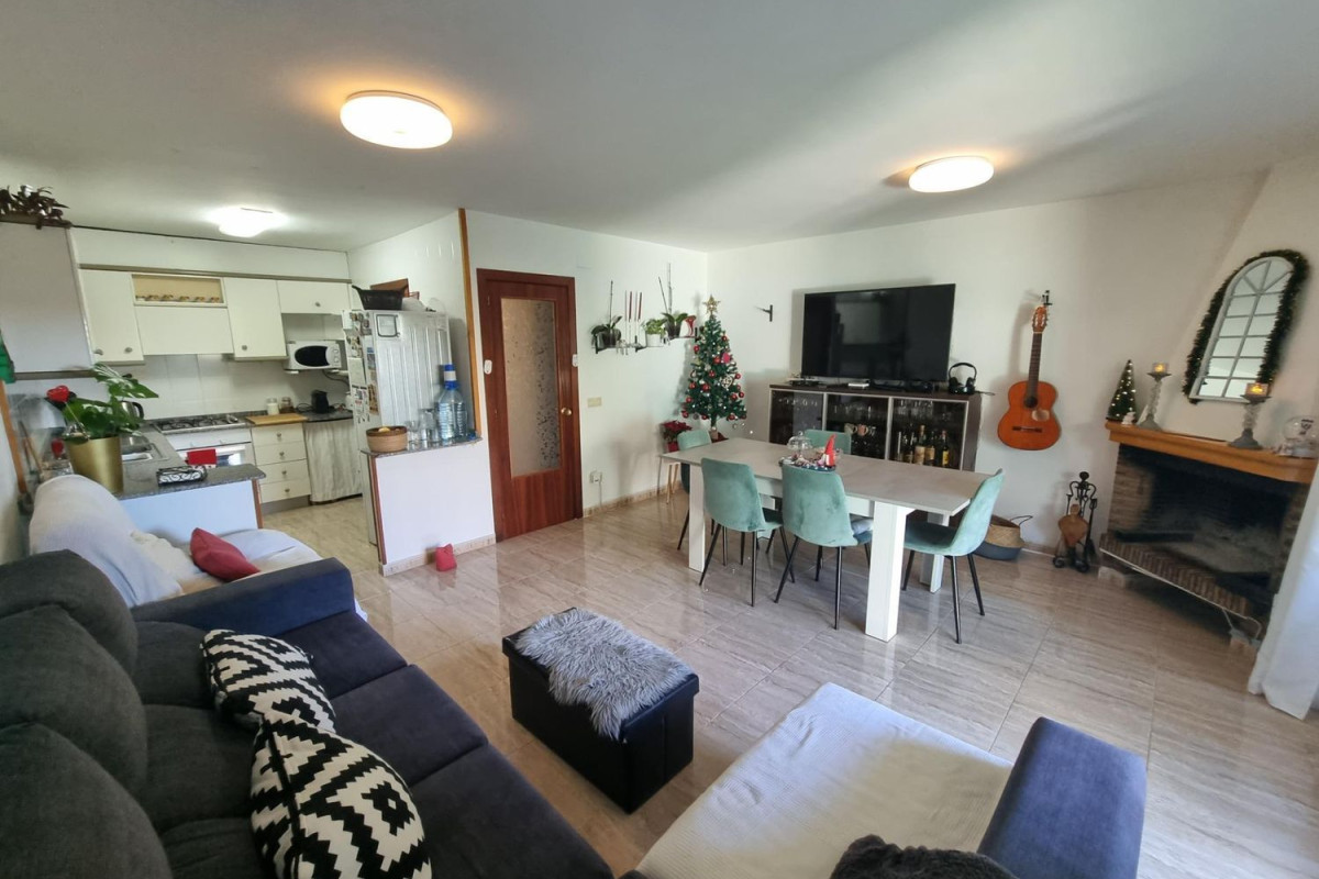 Sale of townhouse in  Clarà , Torredembarra photo 3