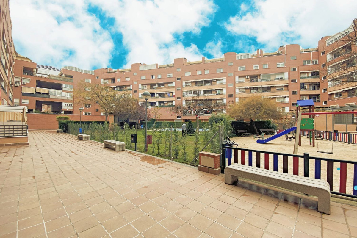 Продажа пентхауса на  Calle Villaverde, Парла photo 2