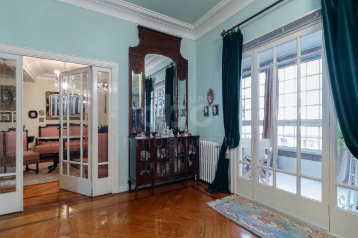 Sale of apartment in Via Gran, Vigo
photo 1