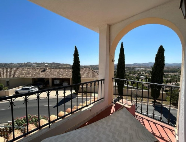 Chalet adosado en venta en Avenida de Francia, 14 , Mijas photo 1