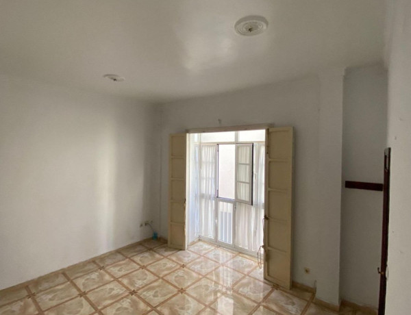 Apartment for sale in La Caleta - La Viña , Cádiz thumbnail 1