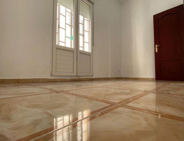 Apartment for sale in  La Caleta - La Viña , Cádiz photo 4
