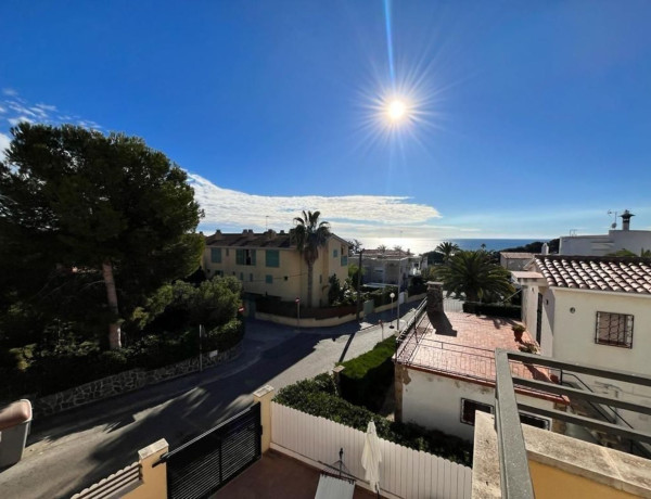 Chalet adosado en venta en  Calle del Piei , Torredembarra photo 2