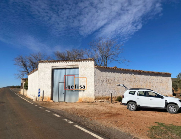 Terreno en venta en Valdepeñas photo 1