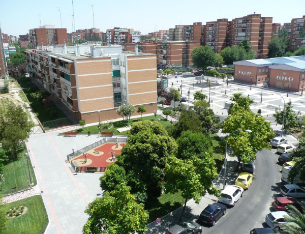 Piso en venta en  Calle Ribeiro, 6, Leganés photo 3