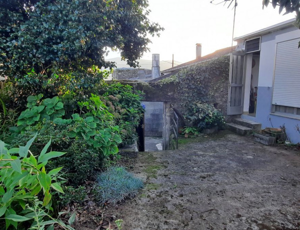 Casa de pueblo en venta en o Picouto photo 4