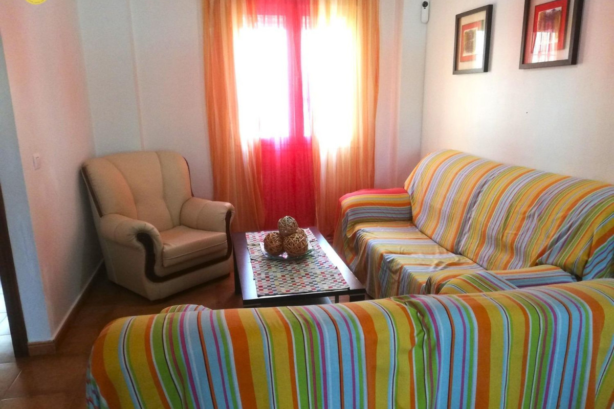 Venta de chalet adosado en , Lepe photo 2