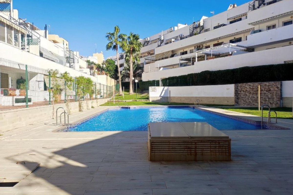 Sale of apartment in Calle Poseidon, 6, Benalmádena
photo 1