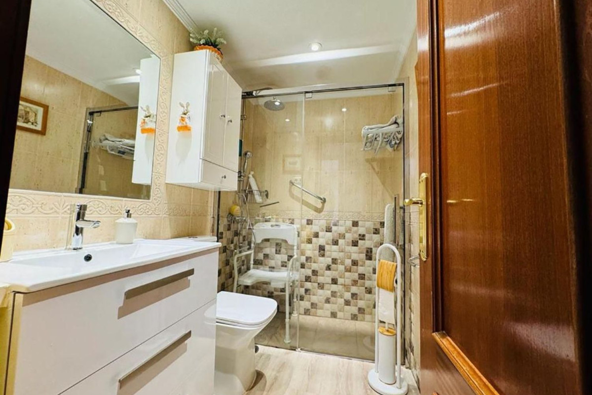 Sale of apartment in Calle Polonia, Leganés
photo 5