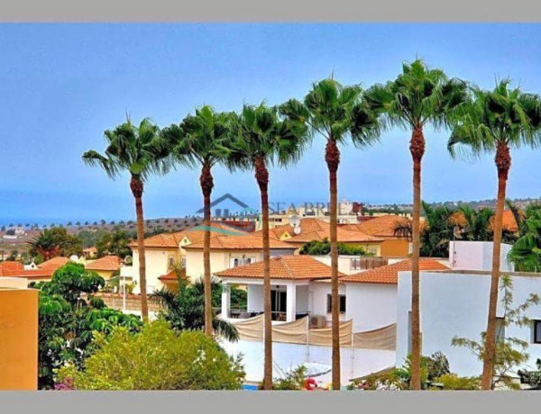 Chalet independiente en venta en Costa del Silencio-Las Galletas , Arona photo 1