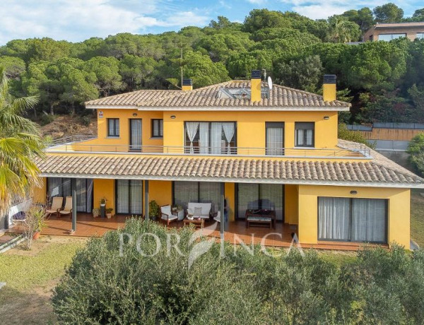Chalet independiente en venta en Puig Ses Forques-Torre Colomina , Calonge photo 1