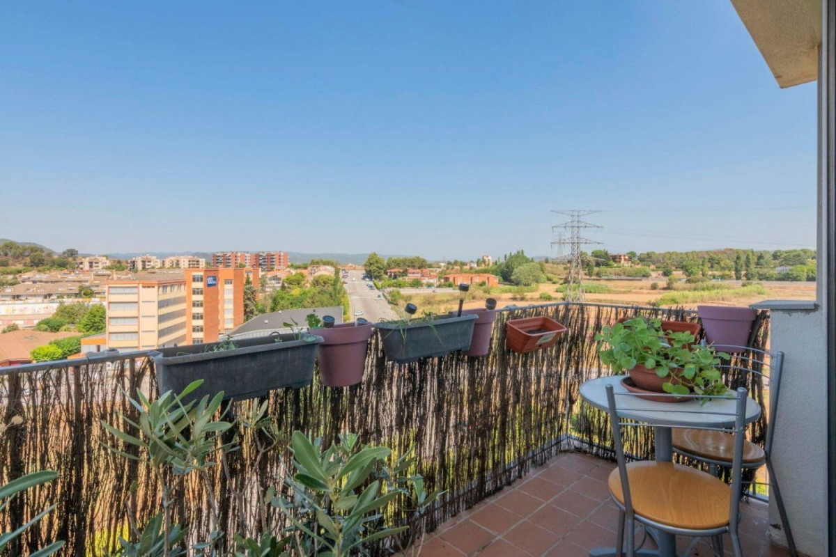 Venta de piso en Ctra. Santpedor - Bases de Manresa, Manresa
photo 1