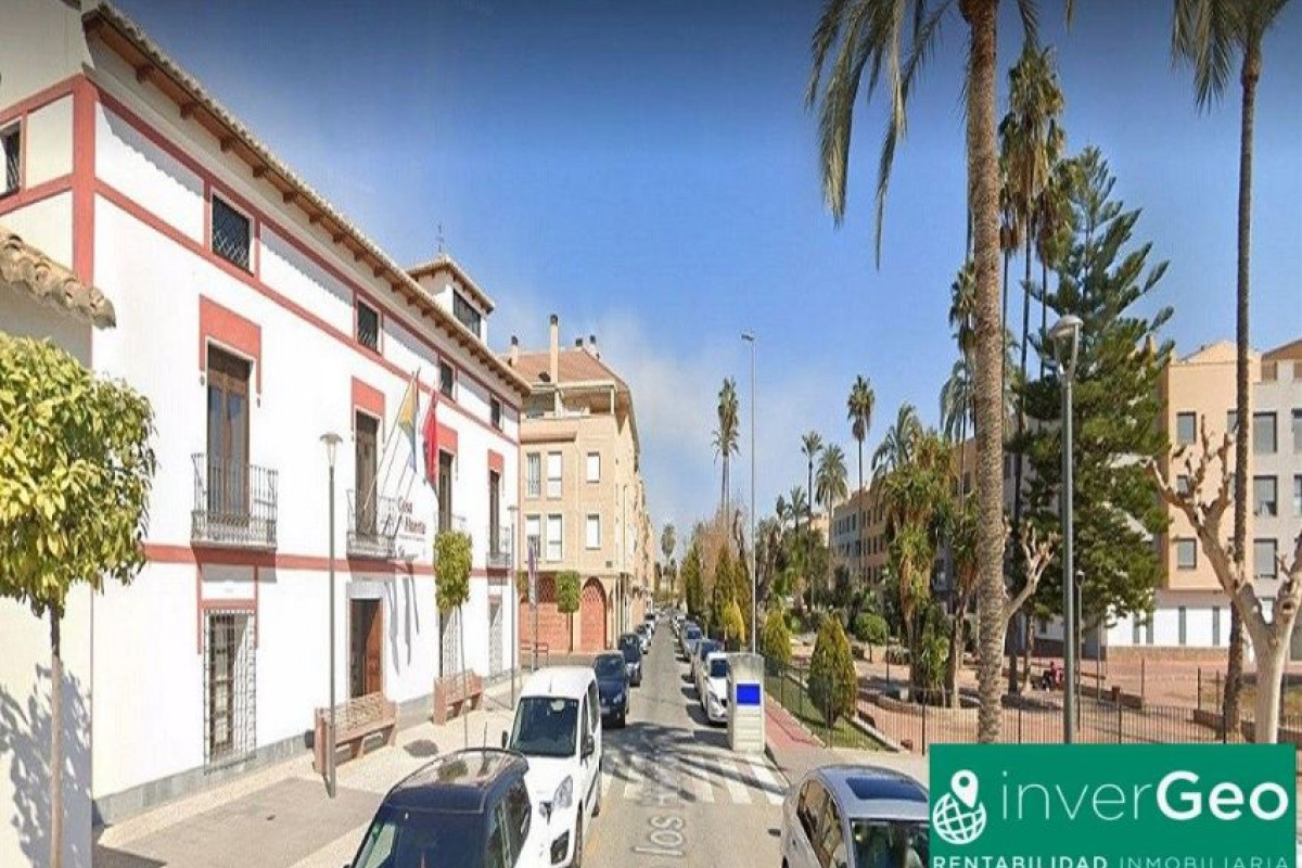 Propiedades en venta y alquiler en España photo 1