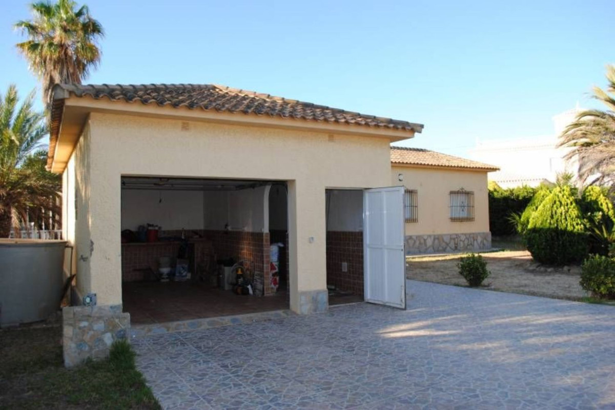 Terreno en venta en Orihuela, Alicante photo 3