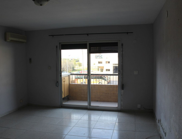 Piso en venta en , La Torre photo 3