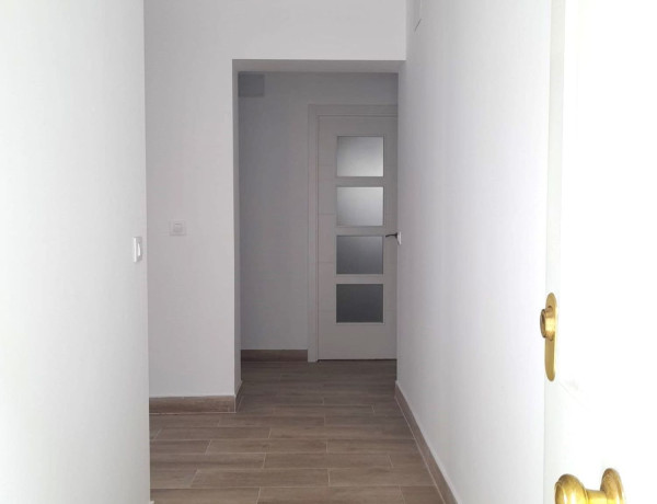 Bajo en venta en  Calle Canarias, San Sebastián de los Reyes photo 4