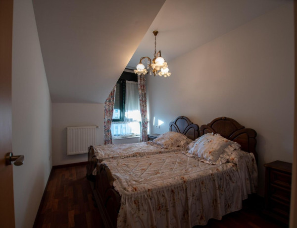 Piso en venta en  Calle Buenos Aires, Villaviciosa photo 2