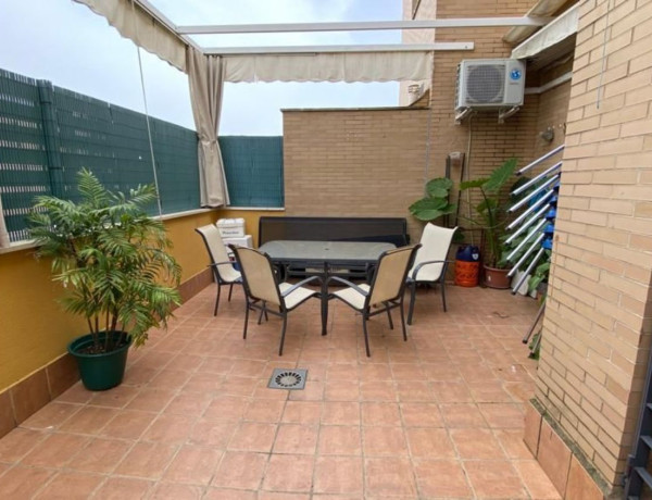 Chalet adosado en venta en Calle Manuel Martín Robles, 1 , Huelva thumbnail 2