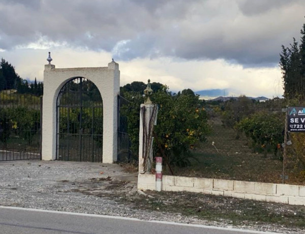 Terreno en venta en Coin photo 1