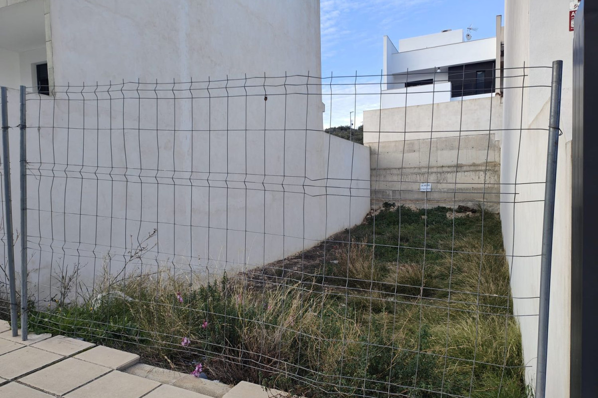 Terreno en venta en Distrito Valdeastillas - Fuentezuelas, Jaén photo 2