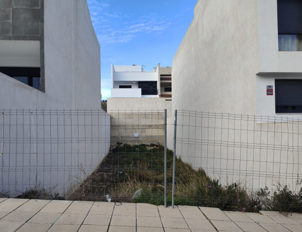Terreno en venta en calle del Roble photo 4