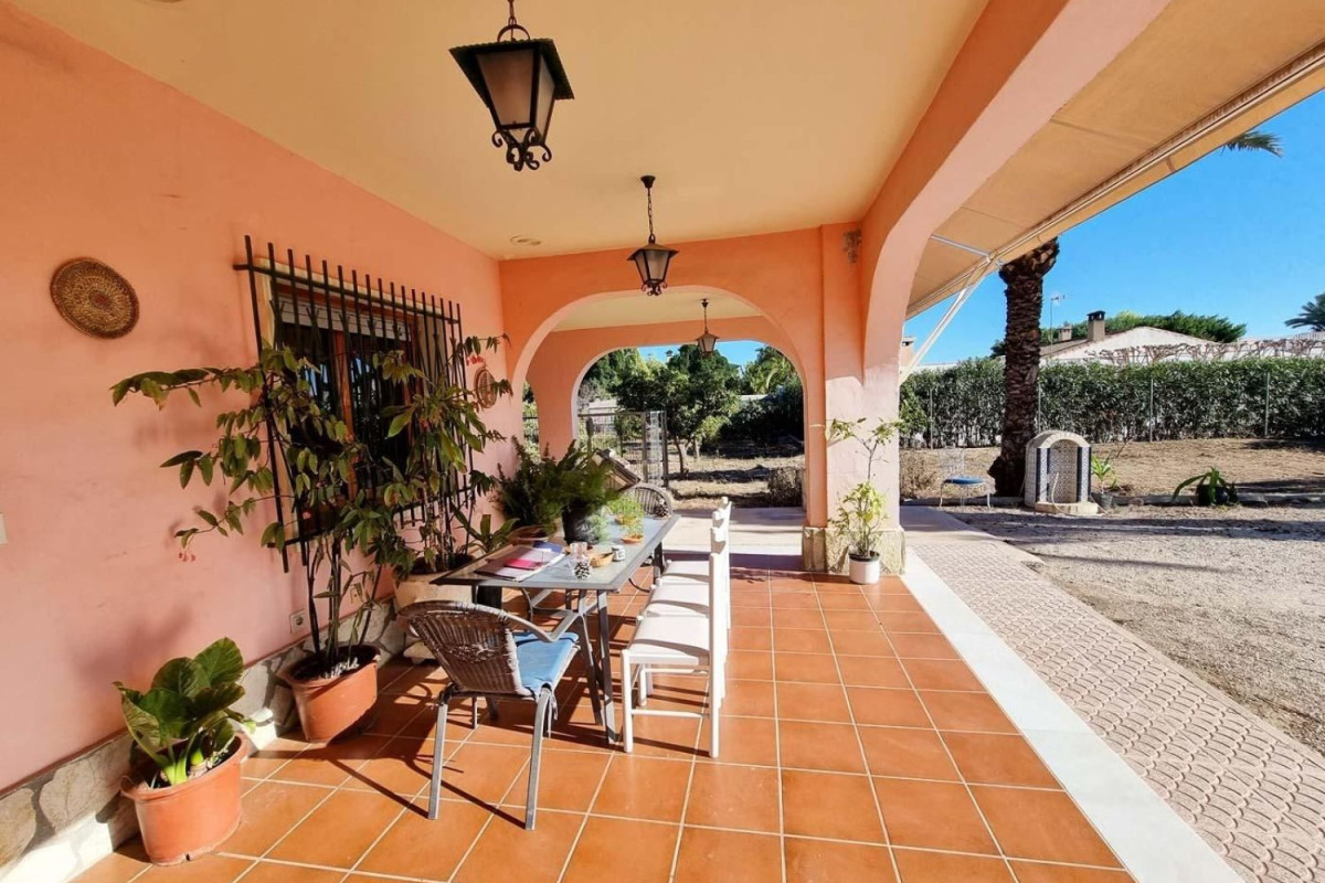 Venta de chalet independiente en Elche Ciudad, Elche / Elx
 photo 2