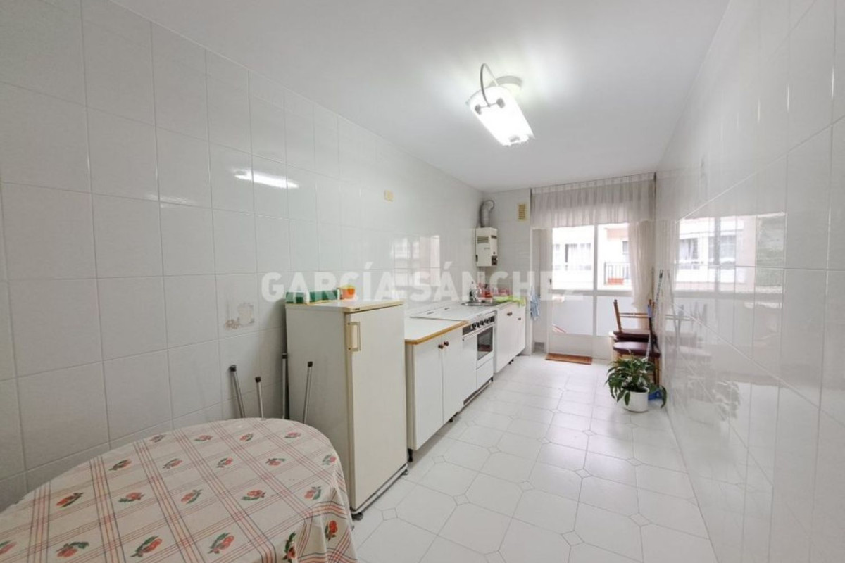 Piso en venta en pablo iglesias, 7, Boiro
 photo 2