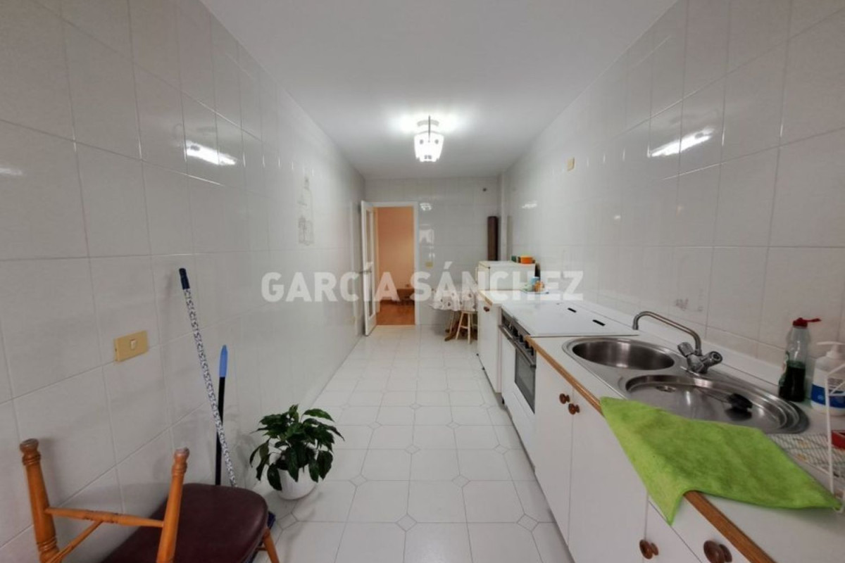 Piso en venta en pablo iglesias, 7, Boiro
 photo 3