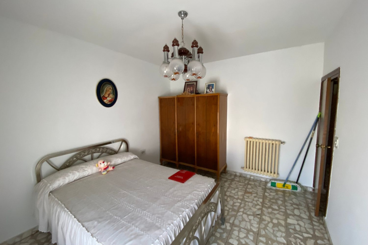 Sale of independent chalet in Center, Arganda
 photo 3