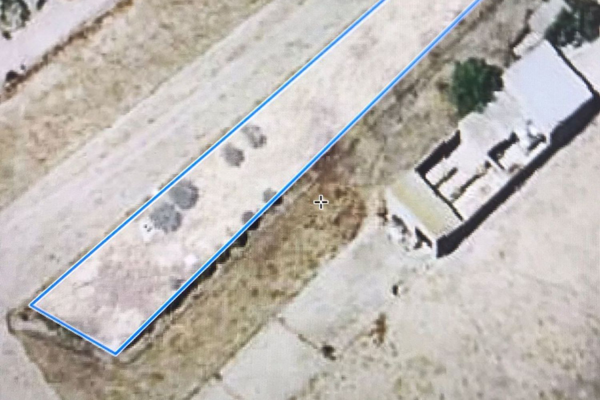 Terreno en venta en Talarrubias, Badajoz photo 1