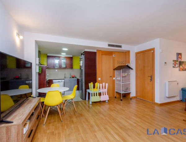 Piso en venta en Calle de Castelao, Hospitalet de Llobregat thumbnail 2