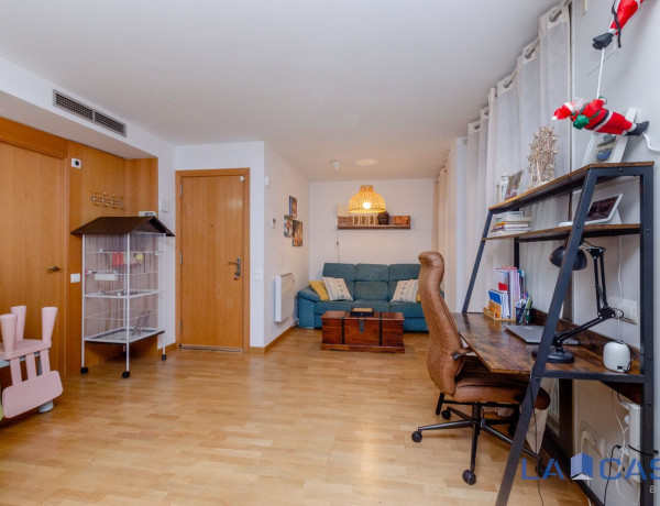 Piso en venta en  Calle de Castelao, Hospitalet de Llobregat photo 4